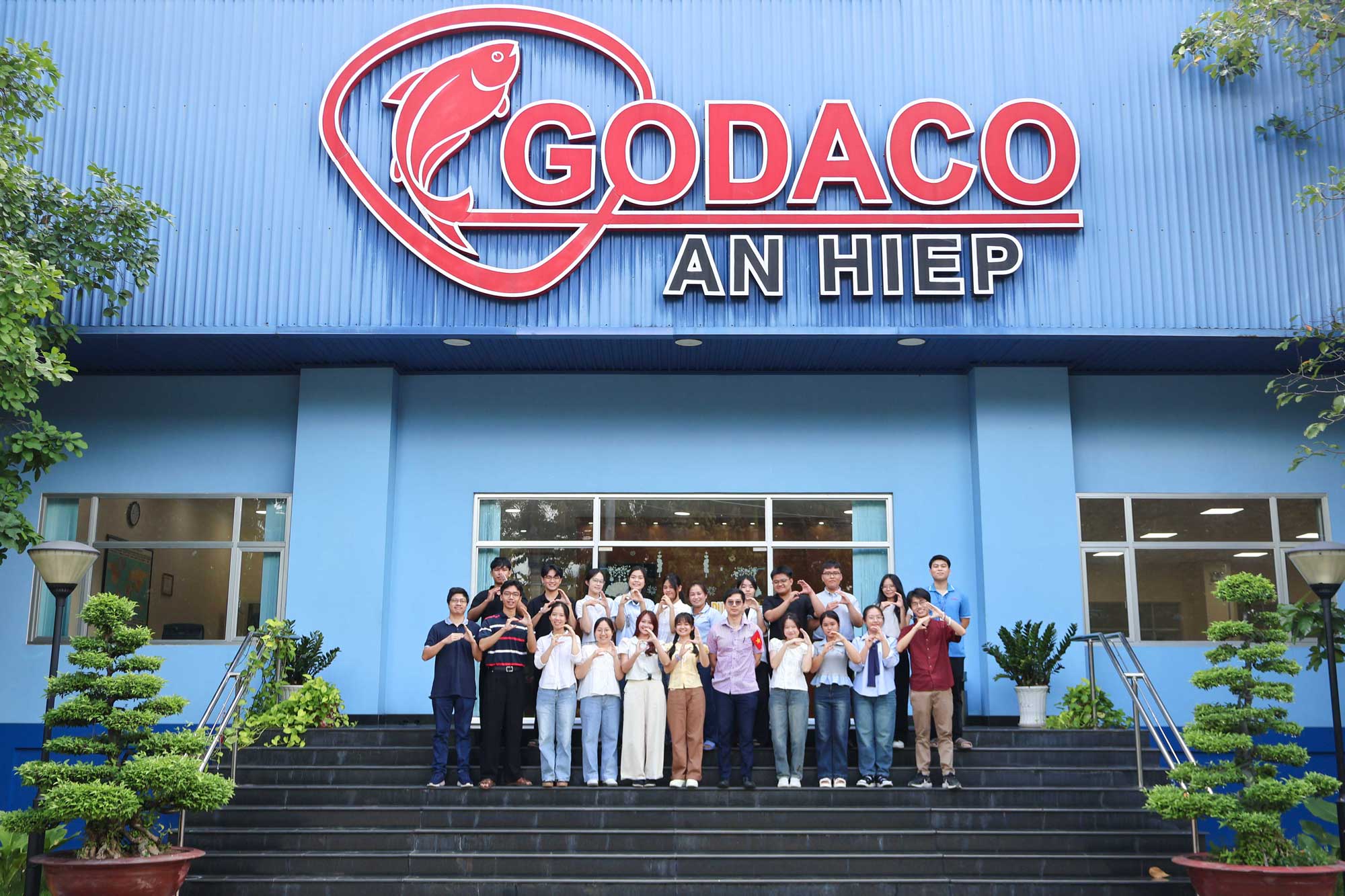 GODACO Scholarship Fund Organizes Farm and Factory Tour
