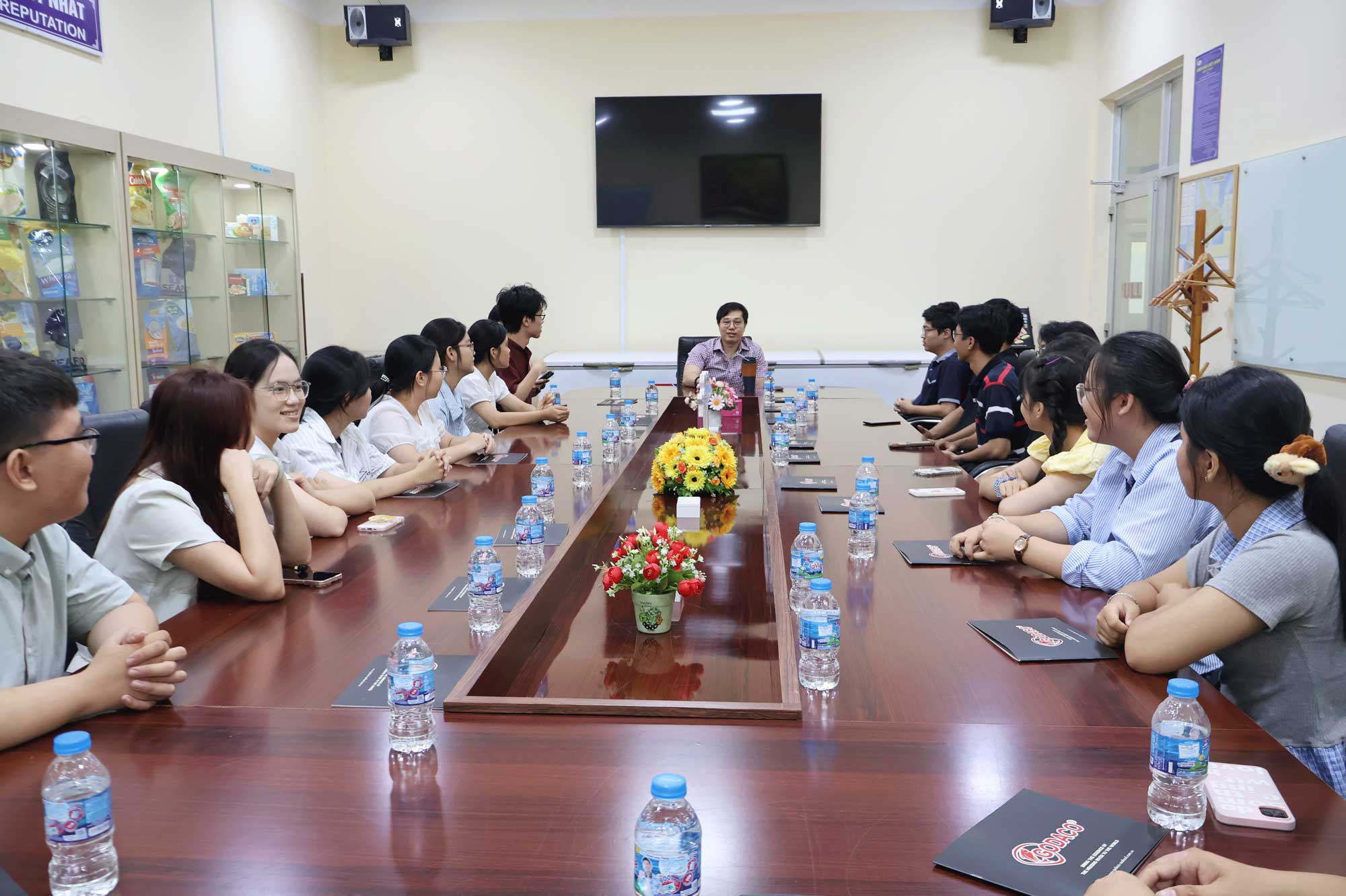 GODACO Scholarship Fund Organizes Farm and Factory Tour